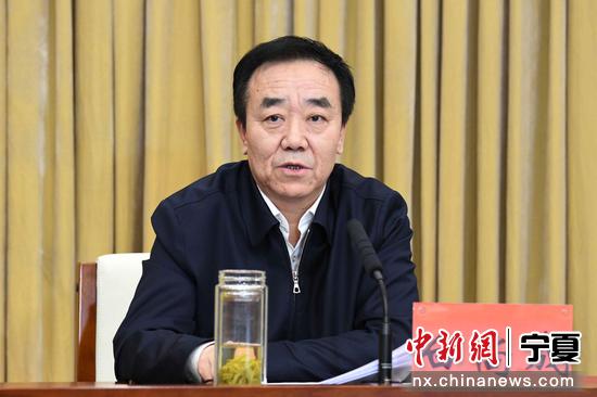 宁夏回族自治区党委常委、统战部部长白尚成出席会议并讲话。 刘西林 摄