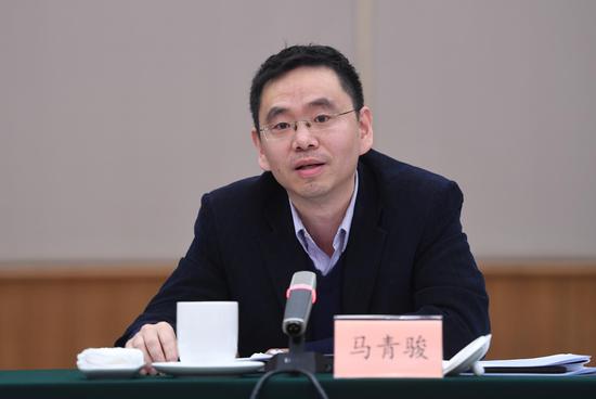 浙江省生态环境厅督察专员马青骏发言。王刚 摄