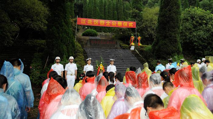 2014年9月江北区举行首个烈士纪念日公祭活动。前江 摄