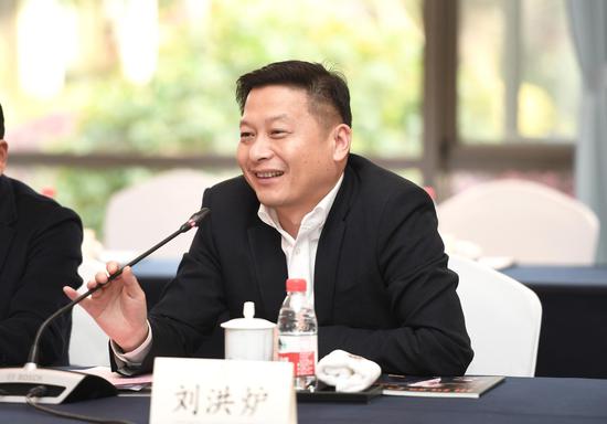 浙江省侨商会副会长、硕维科技（杭州）有限公司董事长刘洪炉在座谈会上发言。 张茵供图