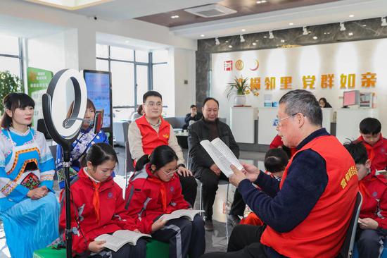 党史学习教育现场。姚海翔 摄