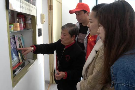 走访老党员。王喆 摄