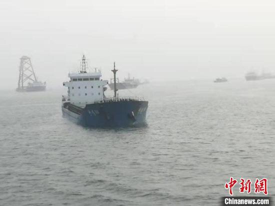 廣東陽江海域商、漁船發生碰撞事故 漁船沉沒