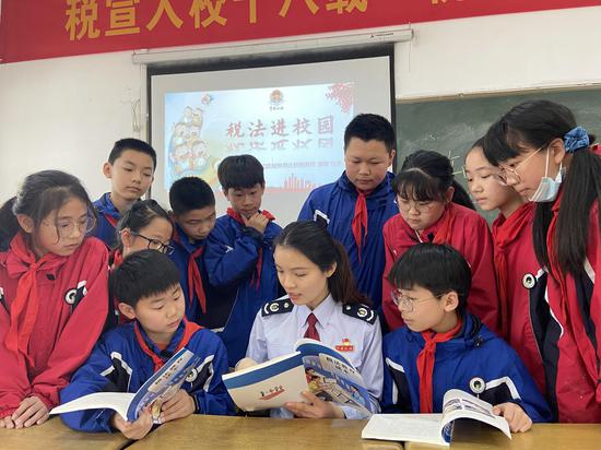 税收课堂现场。 王佳怡供图