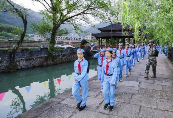 亚运小记者活动掠影 董永国供图