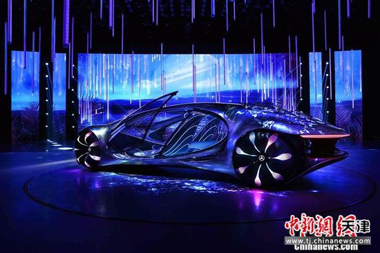 梅赛德斯-奔驰VISION AVTR概念车中国首发，生动演绎人、车、自然之间的和谐交互