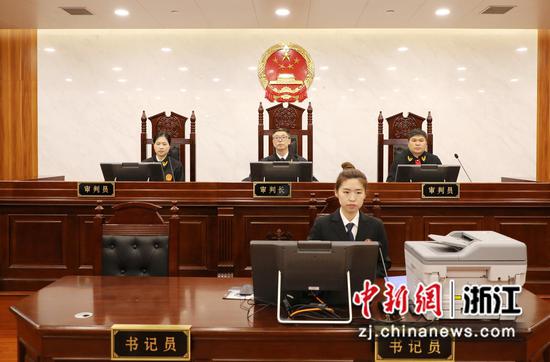知识产权案审判现场 杨敏儿 摄