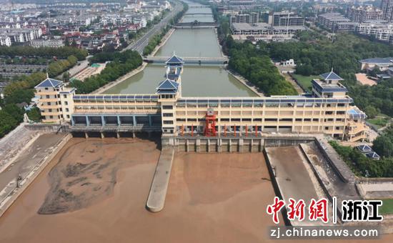 防洪工程 包潇玮供图