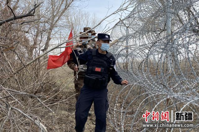 邊境線上的守衛者：每當看到界碑上醒目大字“中國”時倍感自豪