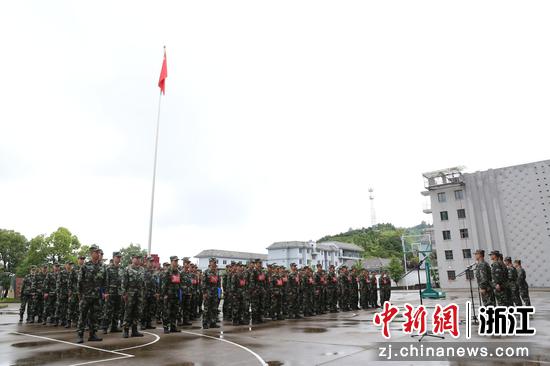 誓师大会现场。刘治乾 摄