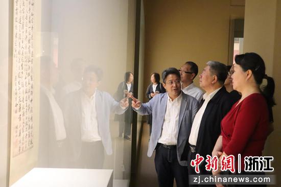 “华光重现”——馆藏文物修复成果展。尹商羽 摄