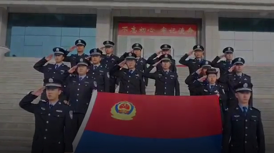 精河公安版《中國人民警察警歌》MV向中國首個警察節致敬