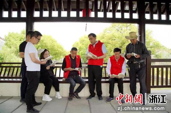 党史宣讲现场  张斌 摄