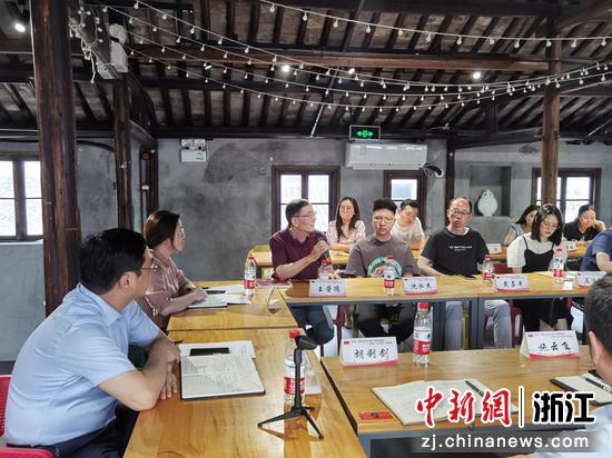 联谊活动现场。朱博燕 摄