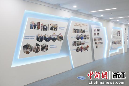 龙游经济开发区新落成的党建统领大厅。郑晓军 摄