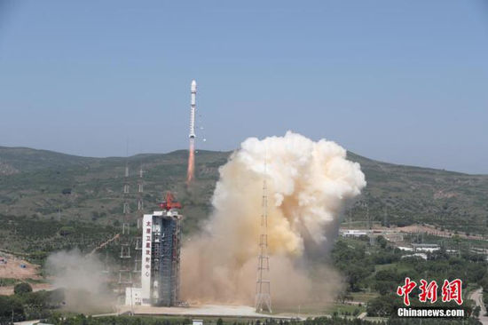 中国成功发射吉林一号宽幅01B卫星等5颗卫星。郑斌 摄