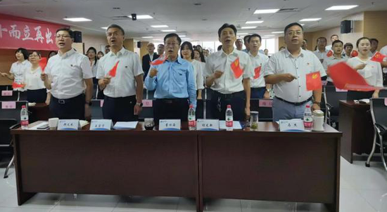 中国太保寿险天津分公司传唱红色旋律，各部门积极响应。 天津分公司供图