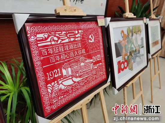 部分展览作品。 余宁磊供图