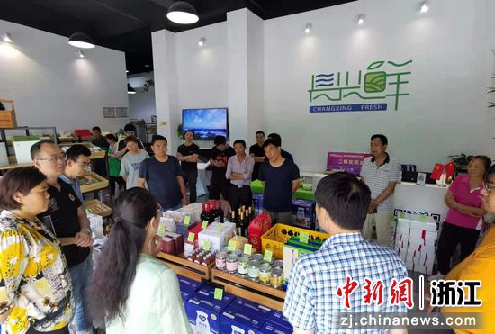 和平开展集中考察学习培训活动 黄琰 摄