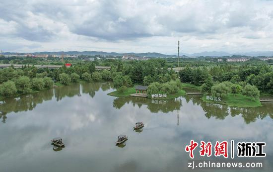 航拍坛头村的湿地景观。  雷航挺（通讯员） 摄