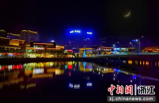 镇海开元广场夜景 陈饰 摄