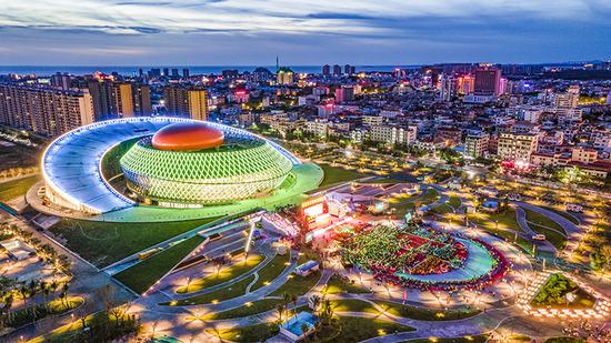 海南省东方文化广场效果图。