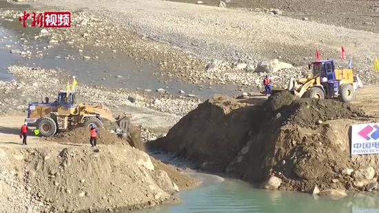 新疆莫莫克水利樞紐工程成功截流 將惠及四方民眾