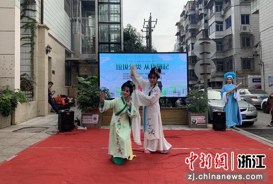 文艺宣传活动现场  杜斌斌 摄