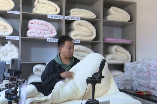 新疆：備戰“雙十一” 棉紡企業生產忙