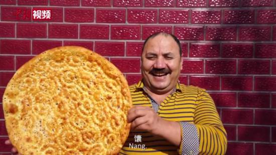 新疆烤馕師傅艾買爾·居麥：夢想用頭像當招牌