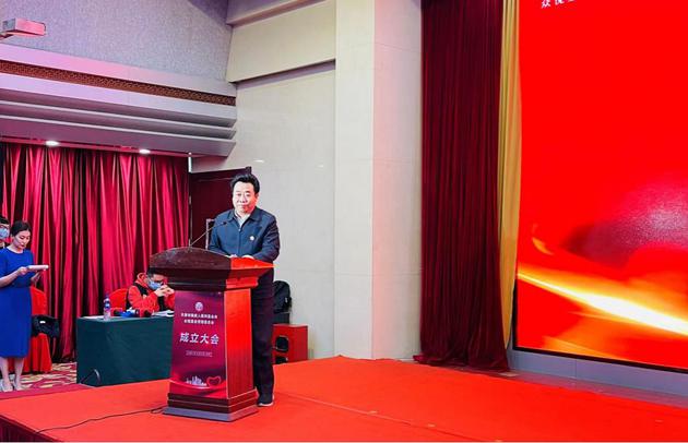 王健同志讲话。 天津市残疾人福利基金会供图