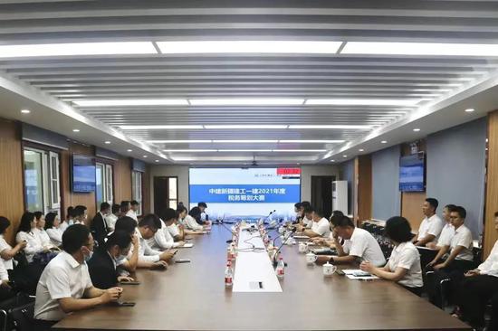 用家凝聚力量—— 一建工会这样创建“自治区模范职工之家”