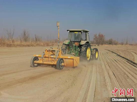 团结村打造南疆棉种基地助力乡村振兴。　朱景朝 摄