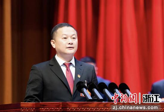 E2HK-xptkimf4482607.jpg