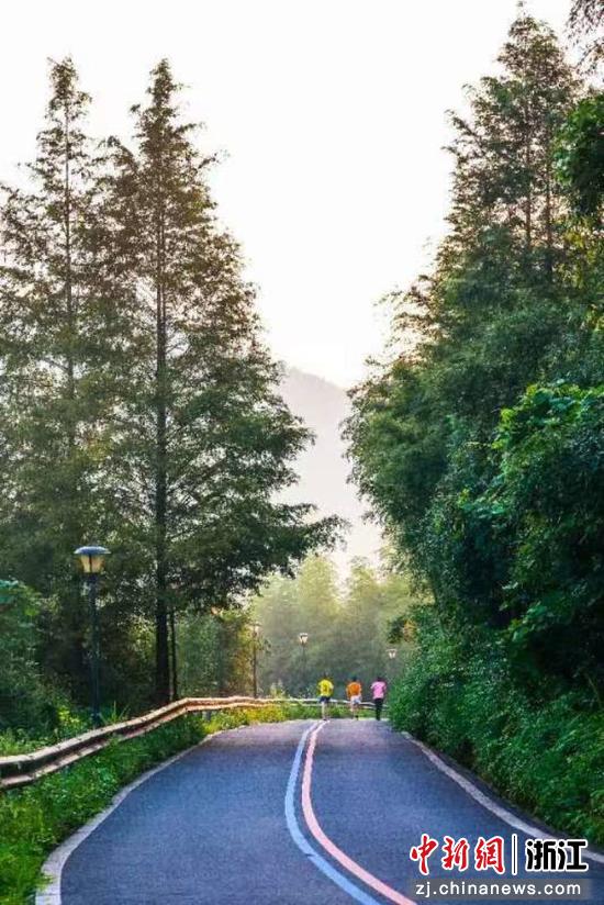 安吉余村风景。肖艳艳 摄