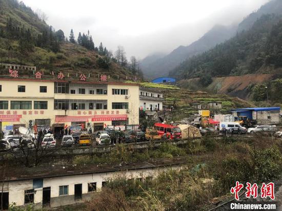 贵州贞丰煤矿事故抢险救援工作全力有序开展
