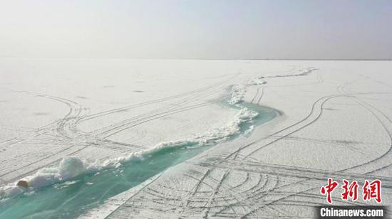 中国最大内陆淡水湖博斯腾湖迎来112天禁渔期