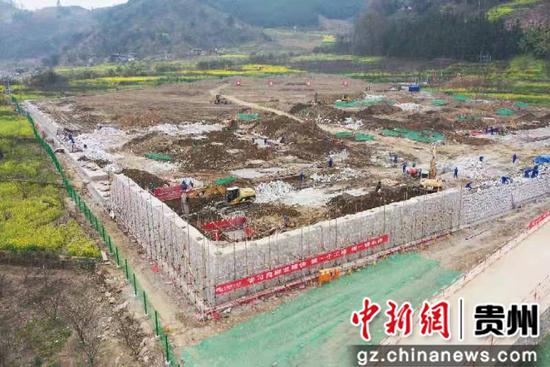 贵州册亨：在建220千伏变电站预计在2022年底投入使用