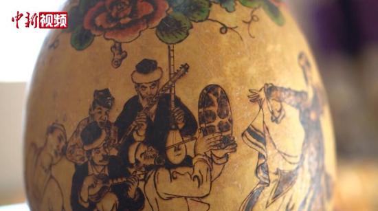 “土葫蘆”變“寶葫蘆” 新疆葫蘆“烙畫”熱銷中西亞國家