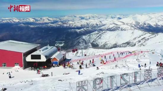 新疆阿勒泰邀各地雪友“春天滑雪”