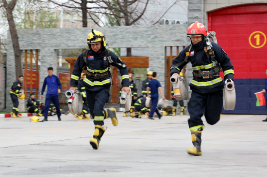 新疆伊犁消防第二屆“天馬杯”勇士爭霸賽激情開賽
