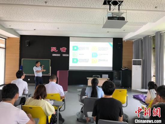 培训课堂 阜溪街道供图