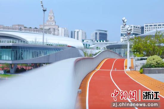 浙江省黄龙体育中心的“空中跑道”。 浙江省黄龙体育中心供图