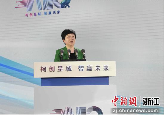 中共绍兴市委常委,组织部长王琴英向海内外人才发出诚挚邀约 柯组供图