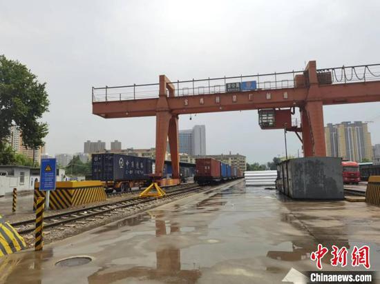 河北邯鄲至中亞五國首個鐵路運輸國際班列啟程