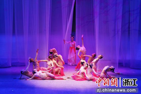 演出现场。杭州市演艺业协会 供图