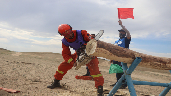直擊新疆阿勒泰森林消防支隊“守衛金山·2022”野外駐訓