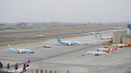 乌鲁木齐国际机场单日航班架次首创2022年新高