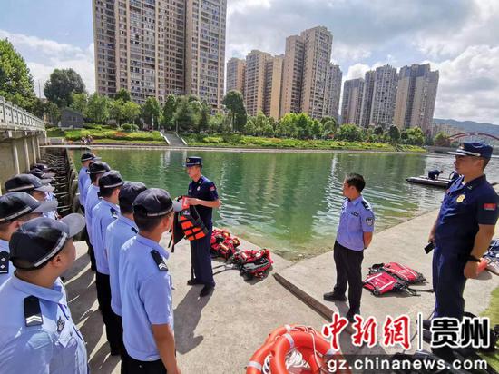 贵州警方多措并举筑牢夏季暑期防溺水安全屏障