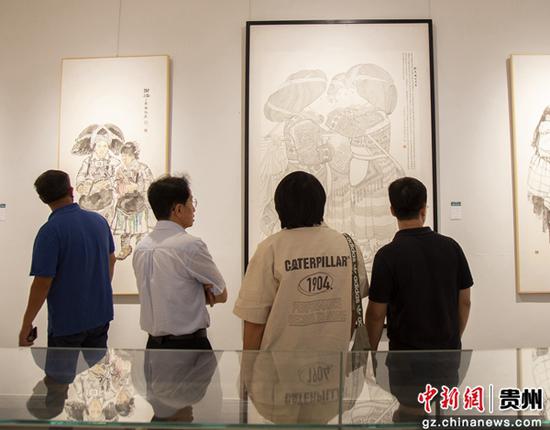 2022年贵州省高校美术名师推介展——段磊、吕技国画作品展开幕